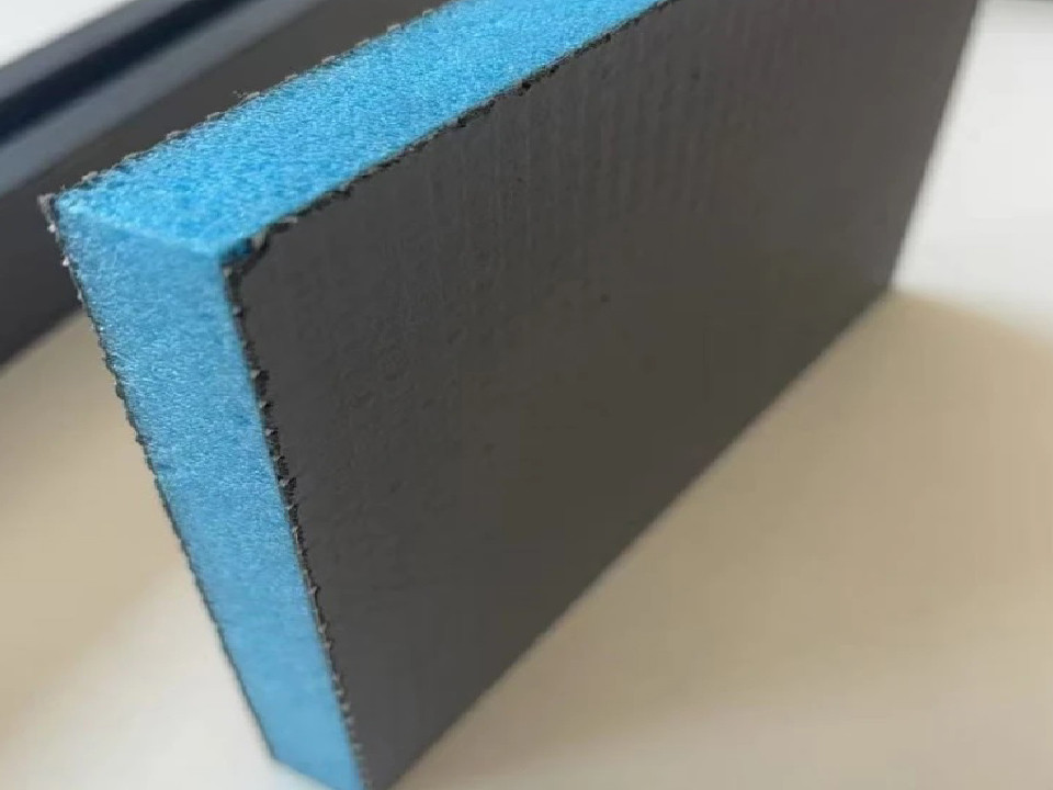 防水背衬板包梁怎么做